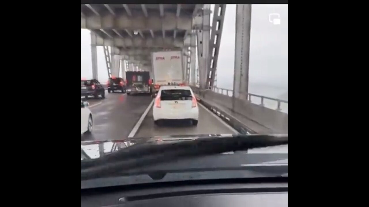 Bomb Cyclone in SF bridge