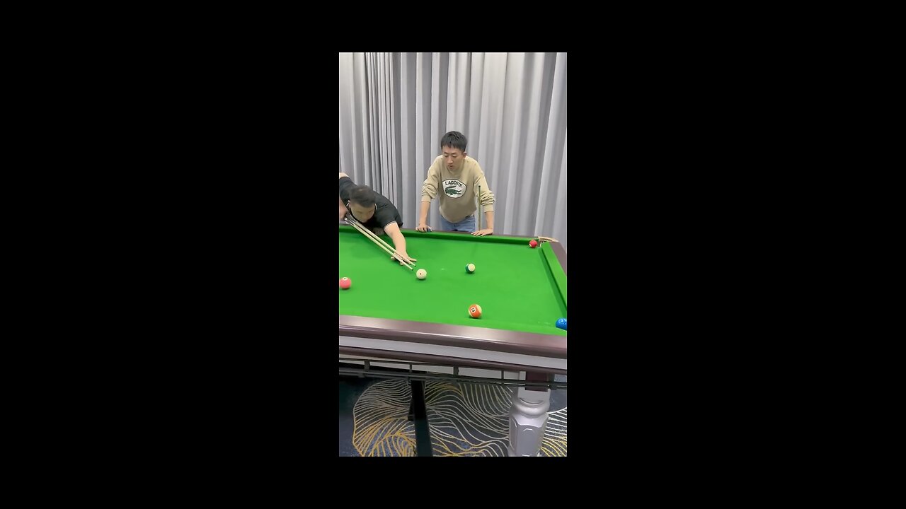 Funny Video Billiards😂😂😂