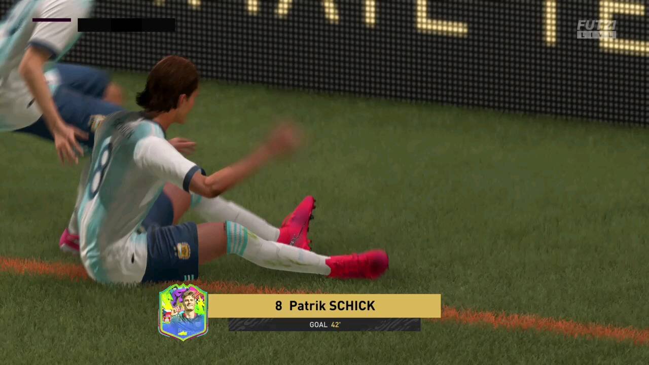 Fifa21 FUT Squad Battles - Patrick Schick scores from a Robert Lewandowski assist