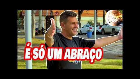 QUANDO UM ESTRANHO TE PEDE UM ABRAÇO | HADDAD NA RUA