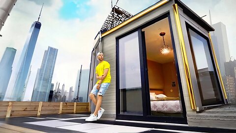 The Rooftop Box: Living in NYC’s Smallest Penthouse