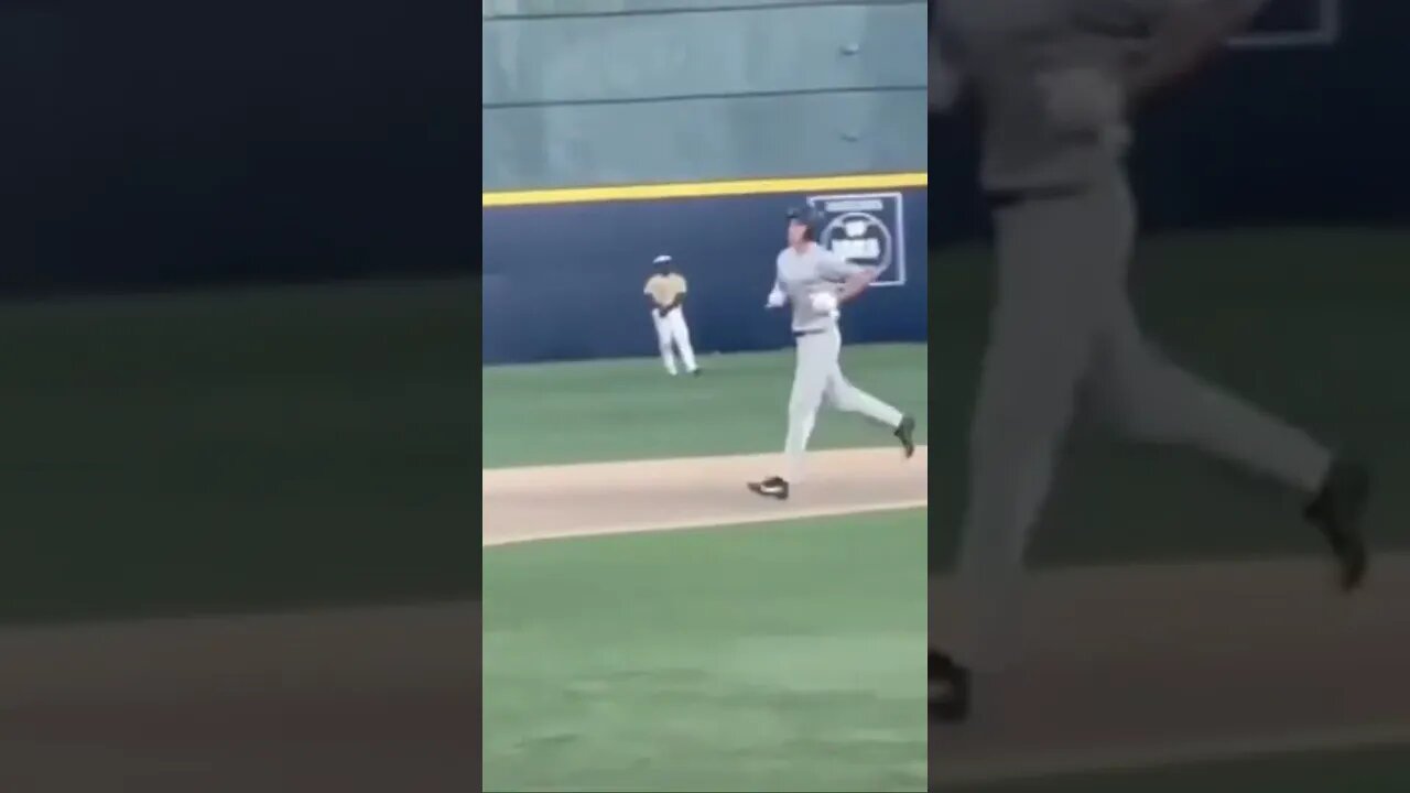 The moonshot #shorts #dingers #baseball #mlbcentral