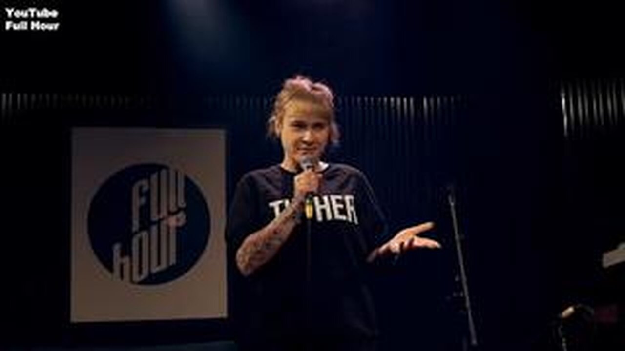 Star stand-up comedian, Bella Green(38) died suddenly as cause of death unknown (Aug'23)