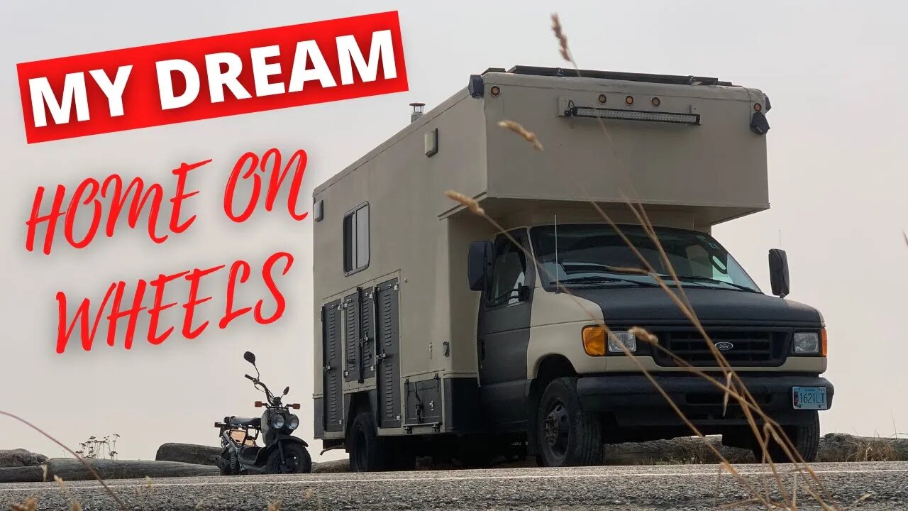 Luxury Modern Tiny Home On Wheels w/ 2022 Honda Ruckus / VANLIFE PARTY HOST