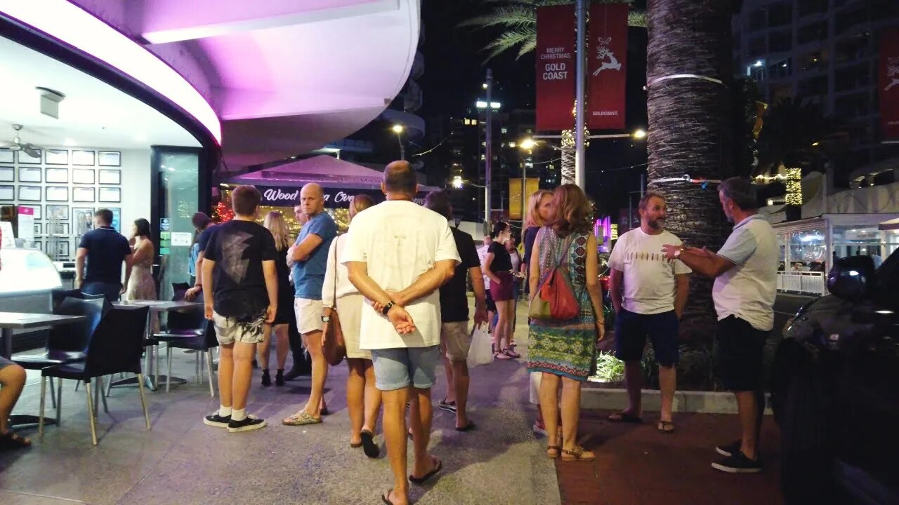 Walk in Broadbeach - Australia | Gold Coast