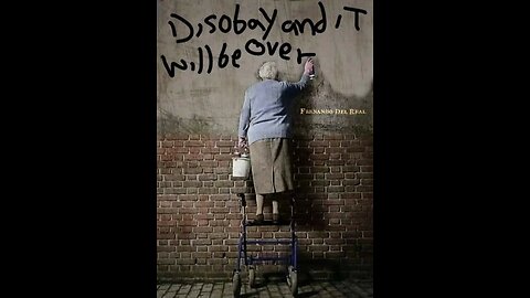 Good night fam. 😍😍😍 Adorable kisses!