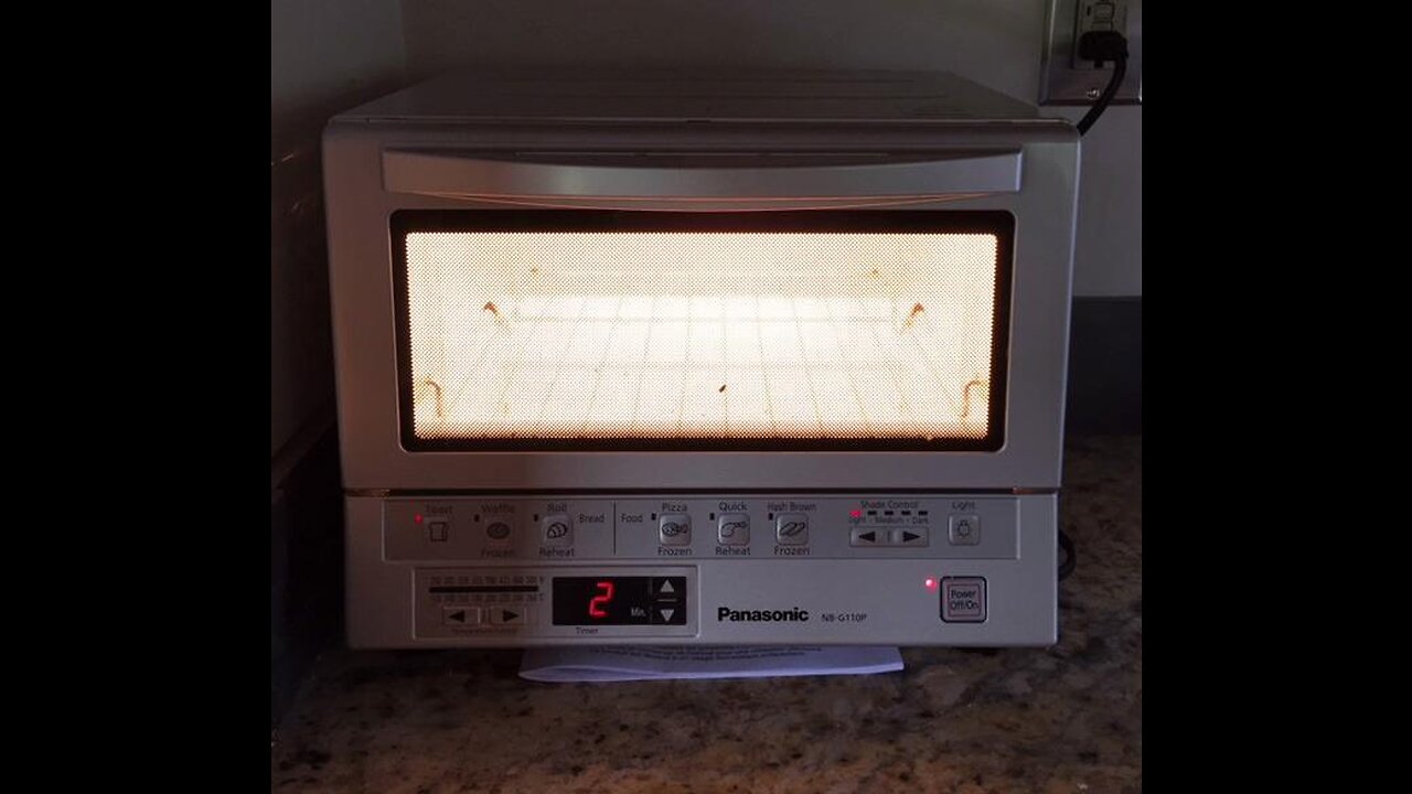 Panasonic Toaster Oven FlashXpress with Double Infrared Heating and Removable 9-Inch Inner Baki...