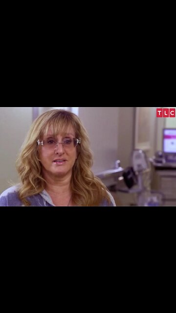 Jazz Mom & Her Friend Bullies Teachers | I Am Jazz