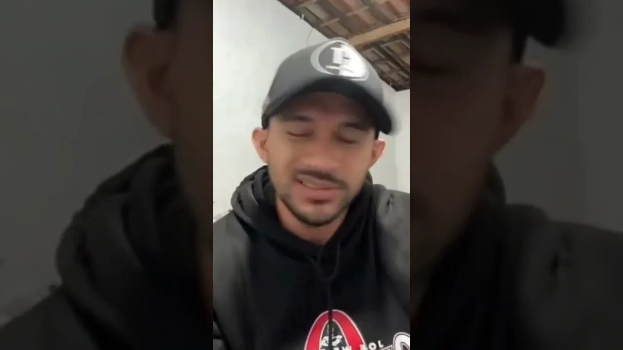 Aluno de Adrian Villar explicando seu amor pelo o dinheiro