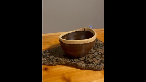 Turning a live edge Walnut bowl