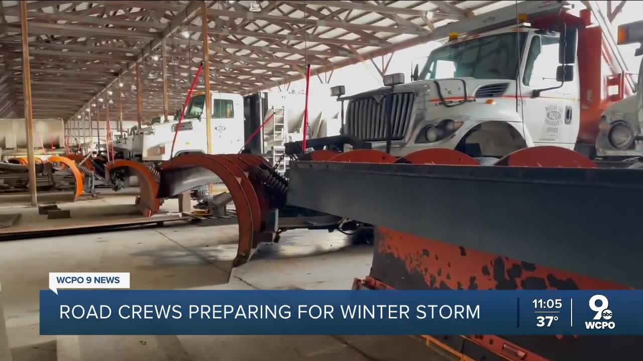 Road crews prepare for Ohio winter storm