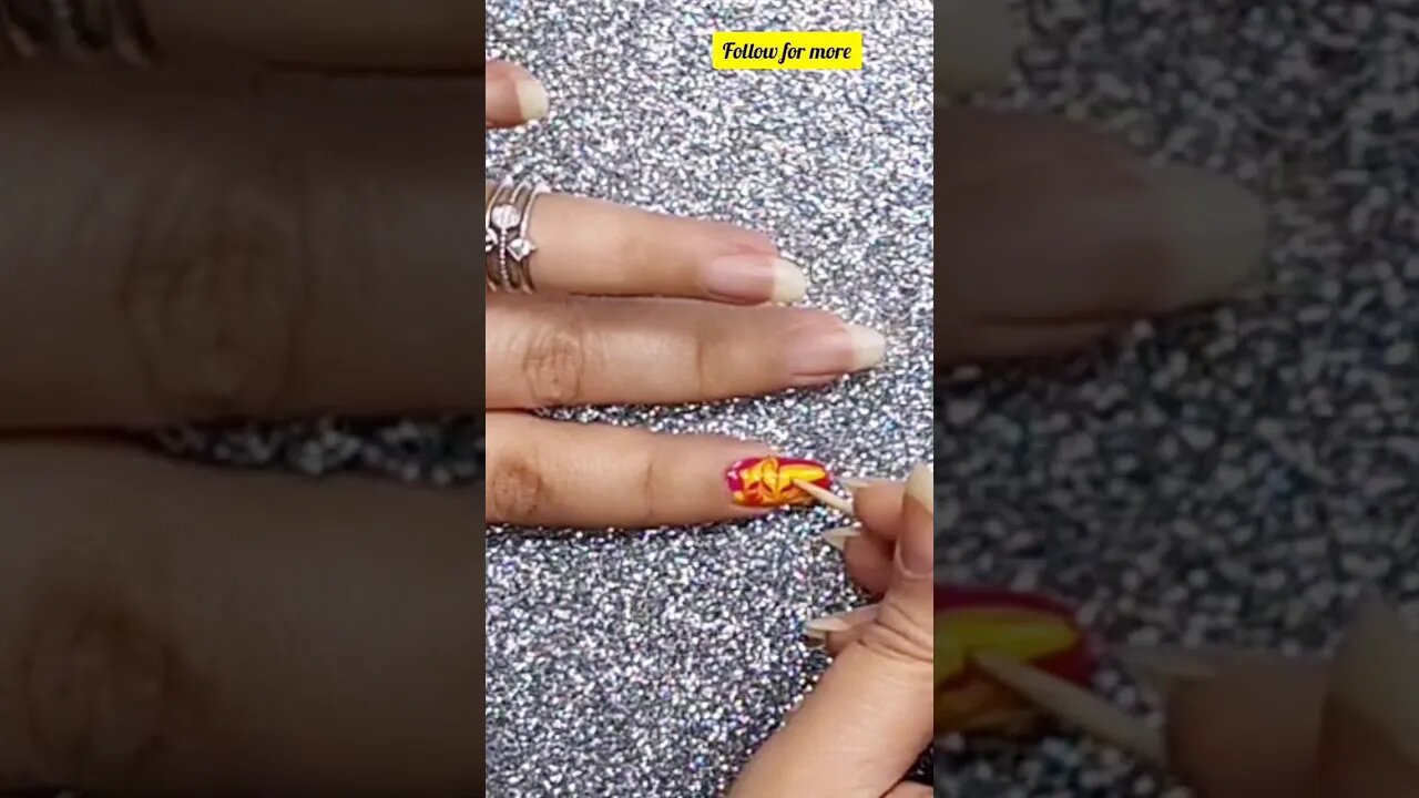 Easy nail art #nailart #mehsimcreations #nails #shortsfeed #shortsviral #ytshort #nailtutorial