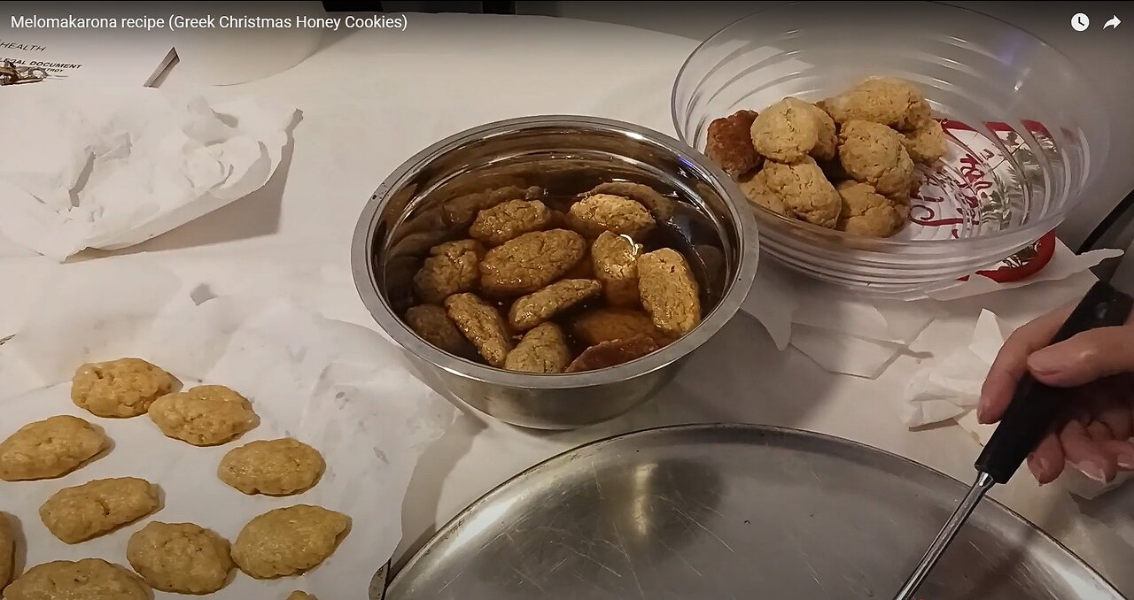 Melomakarona recipe (Greek Christmas Honey Cookies)