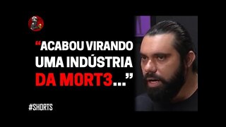 AUSCHWITZ com Pedro Burini | Planeta Podcast (História) #shorts
