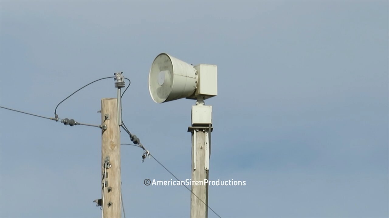 (Siren Test) Federal Signal 2001-DC, Versailles, Missouri