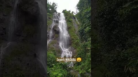 Seperti Air Terjun NIAGARA iklan ADEM SARI