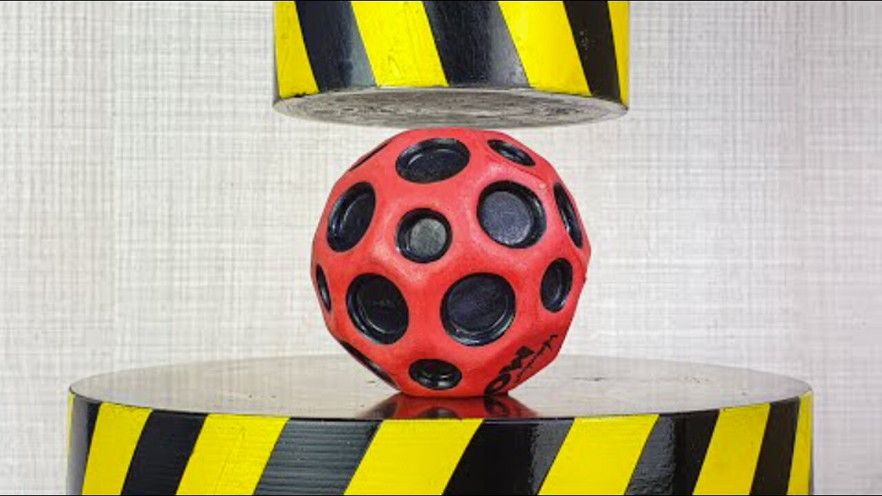 Bouncing Ball vs Hydraulic Press