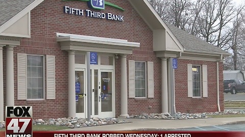 Fifth Third Bank robbed in Lansing