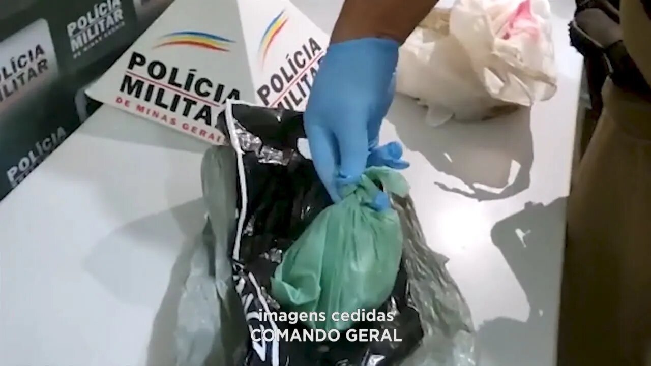 Gov. Valadares: PM prende homem, de 20 anos, com drogas que eram vendidas dentro de uma casa