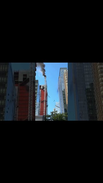 New York city crane COLLAPSES ⚠️