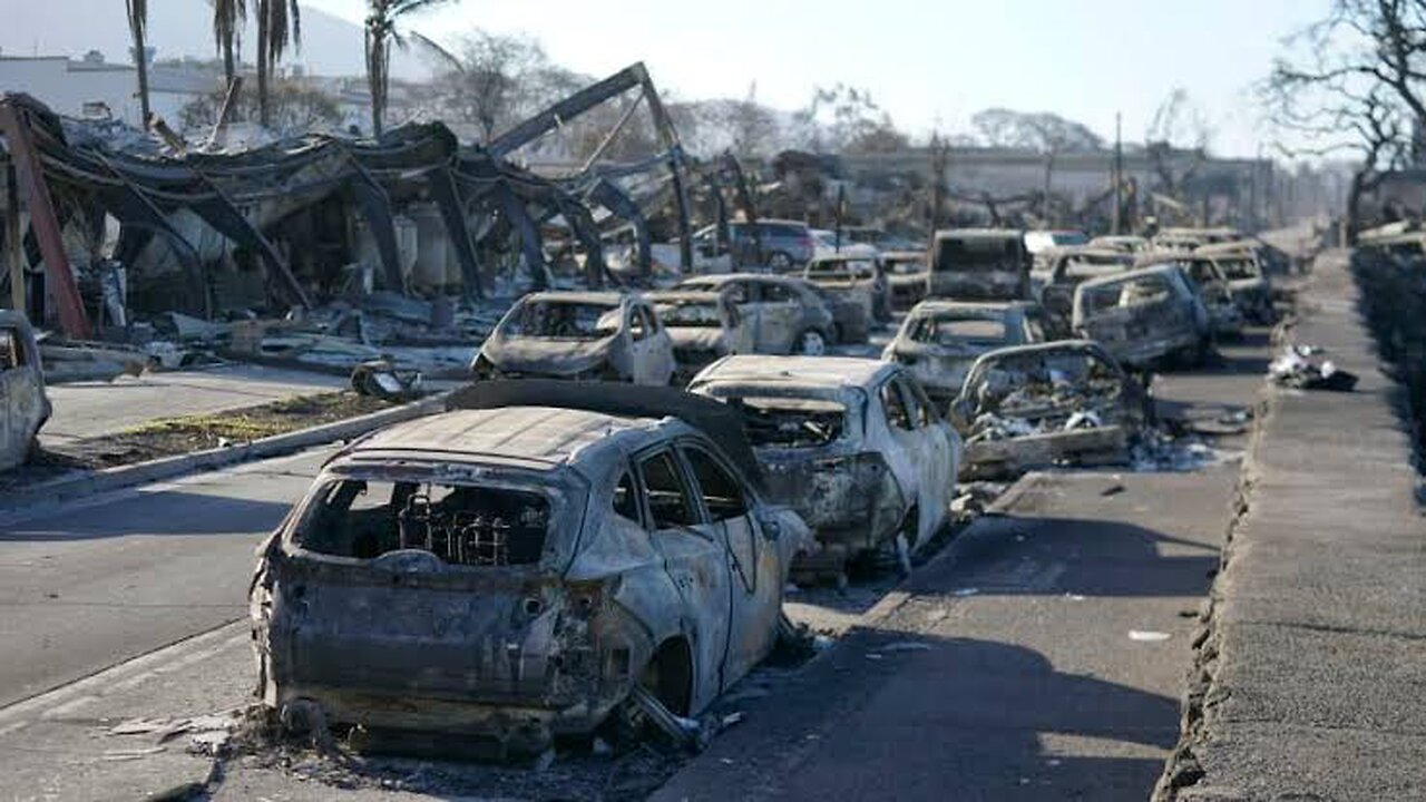 Massive Wildfire Threatens Parts of Hawaii, Evacuations Underway