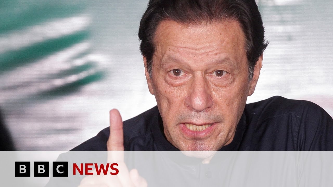 Imran Khan: Jail term suspended for Pakistan's former leader