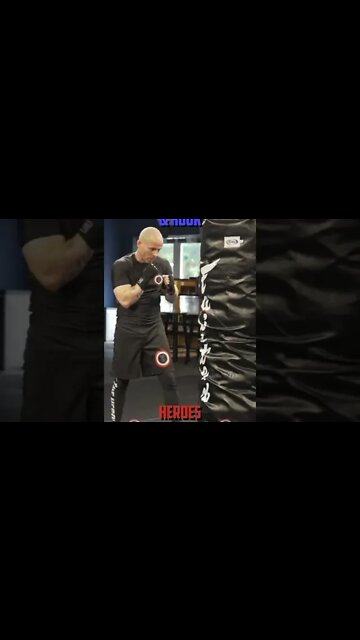 Heroes Training Center | Kickboxing & MMA "How To Double Up" Hook & Uppercut & Hook | #Shorts