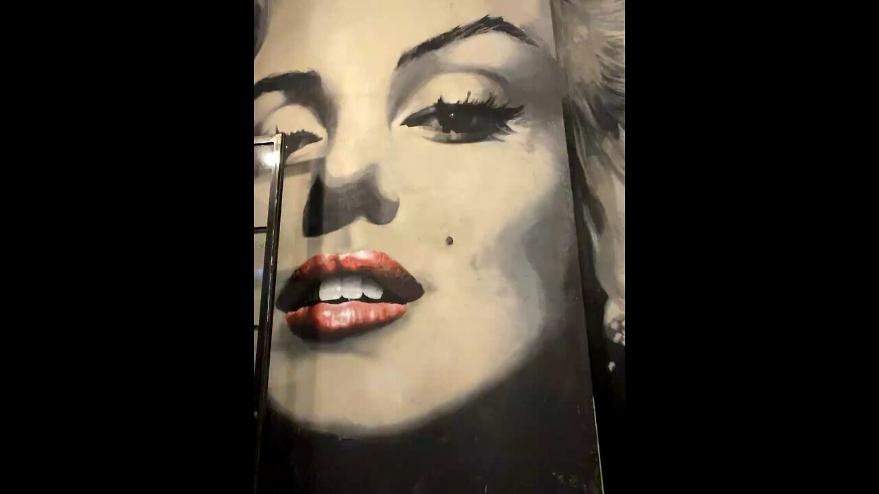 Bar Vibes at Elicit 🍻🎵