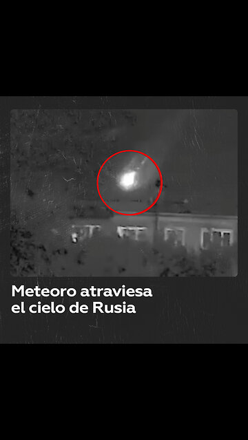 Un bólido brillante ilumina el cielo de una región rusa