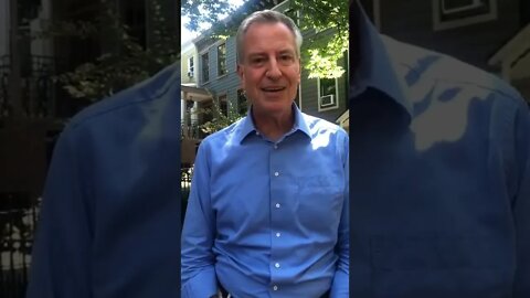 Corrupt politician Bill De Blasio just realized that no one likes him and he's dropping