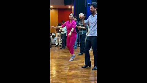 neeru bajwa new😜plz follow
