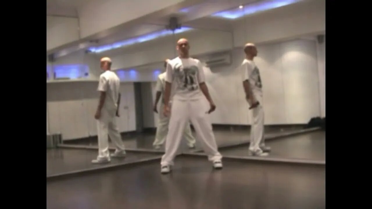 Урок клубных танцев для мужчин от Олега Горячо часть вторая (Архив)