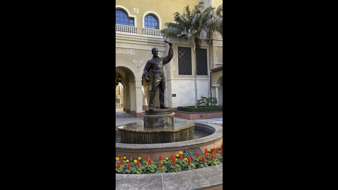 Motion Picture Courtyard at USC