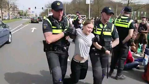The World is a Stage. Another fake arrest for Thunberg the “climate change expert.”🤡