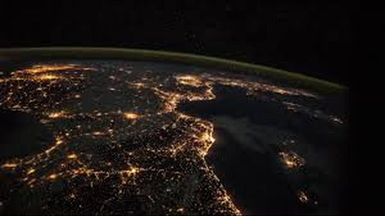 ISS Expedition 42 Time Lapse Video of Earth