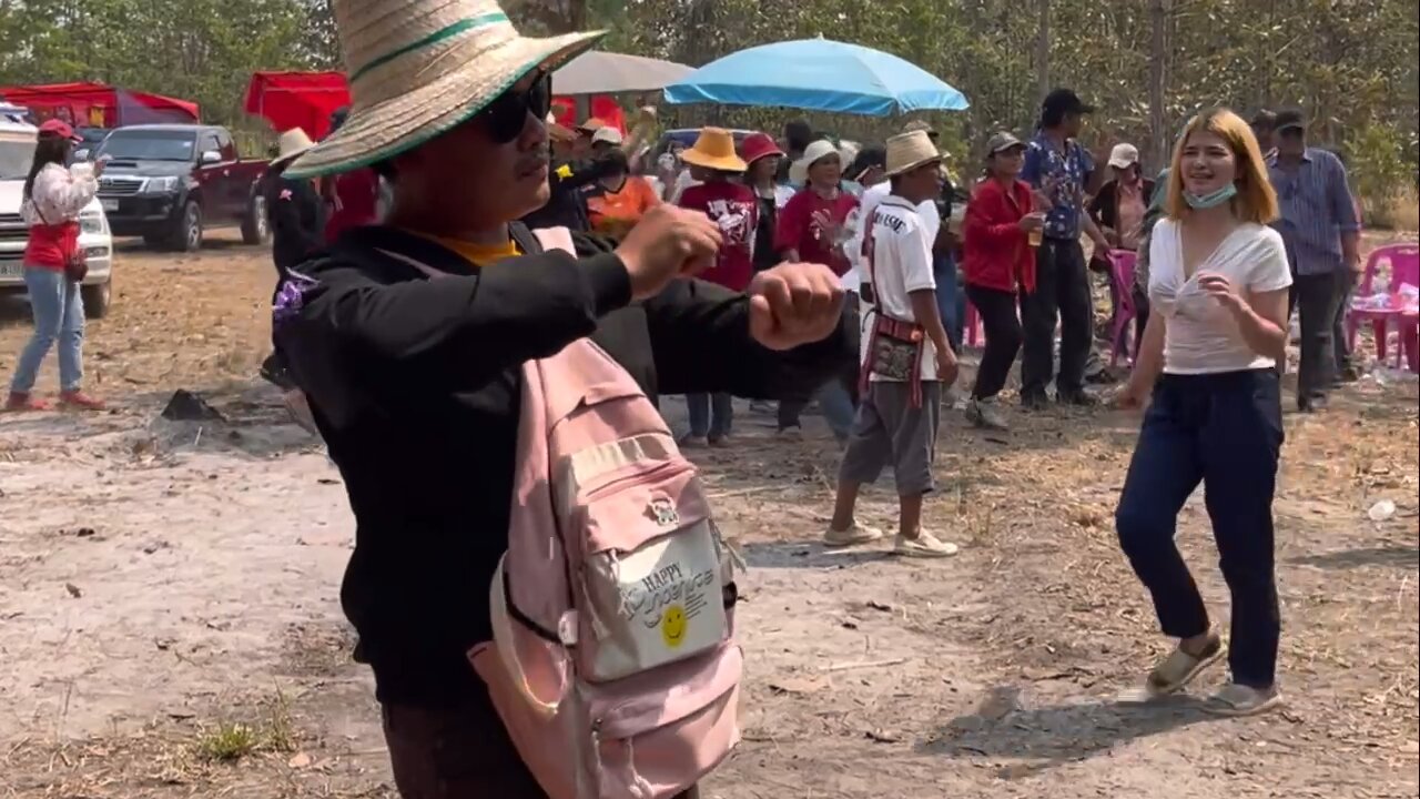 Country music festival in Thailand! Free concert. American dances and drinks with Thai locals