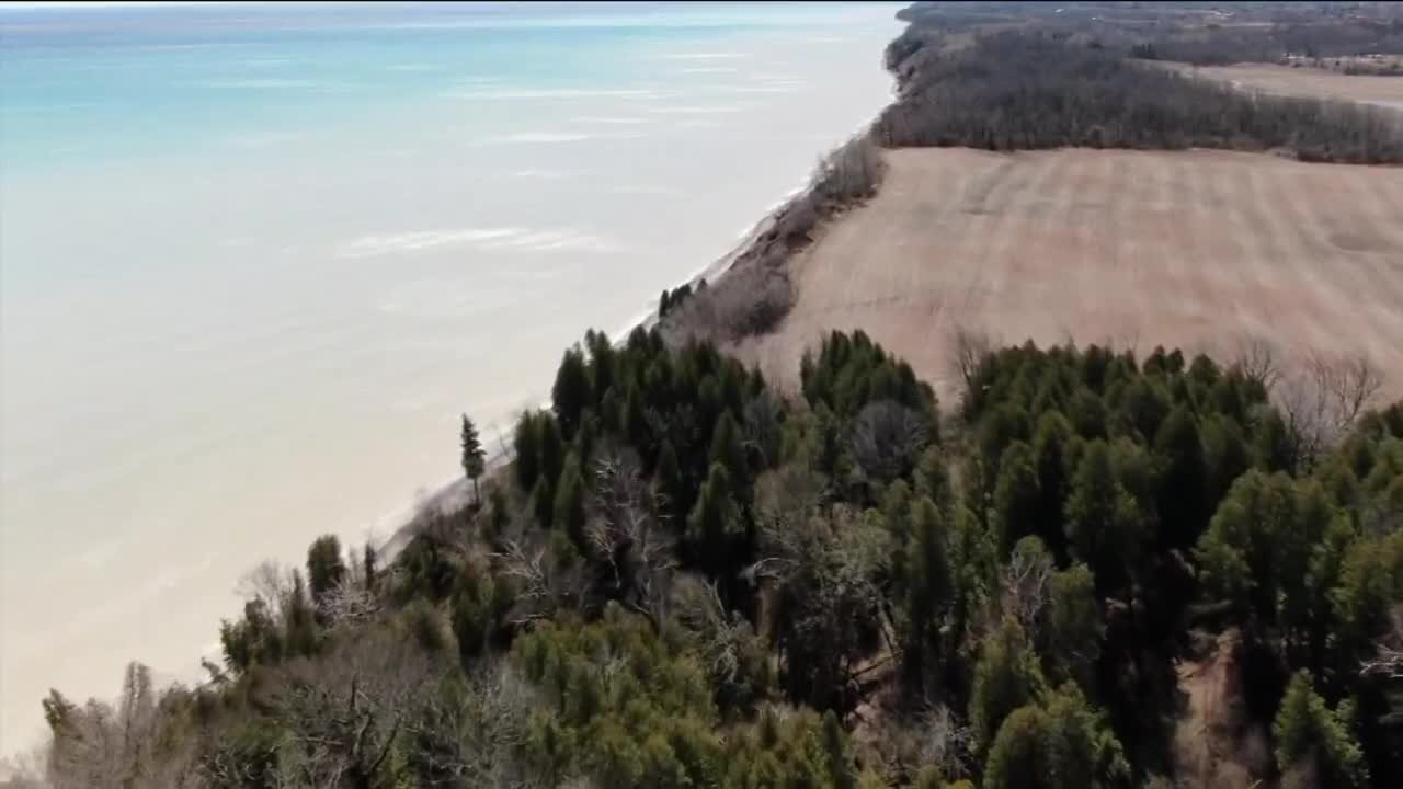 Ozaukee Land Trust gets final push it needs to purchase and preserve lakefront property