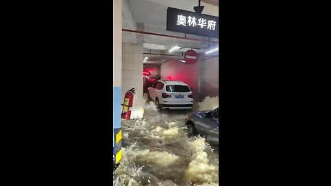 It is raining a lot