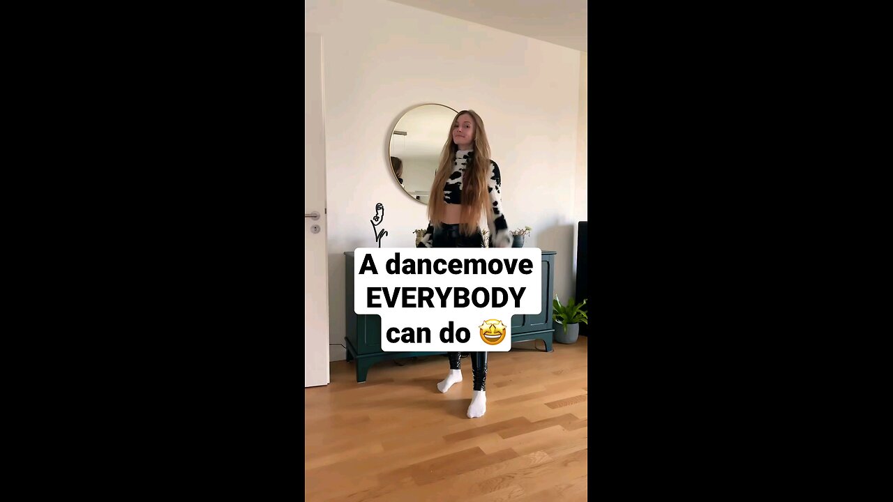 SIMPLE DANCE MOVE