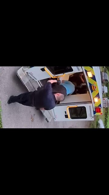 Look at these fat lazy EMT in New York… “helping” a stroke victim.