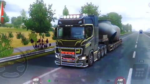 yağışlı havada TIR maşını ile yuk daşıdıq.yolda qeza etdik suret 124 km