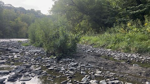 Humber River runs through Toronto