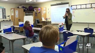 Students' parents say MO AG mask lawsuit a waste of time