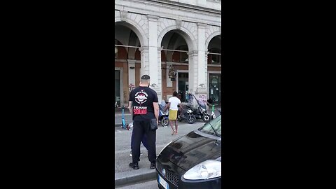 Rome - The pride of Italy. Who wants to go visit?