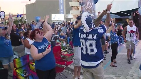 Tampa Bay Lightning look to even up playoffs on home ice Monday night