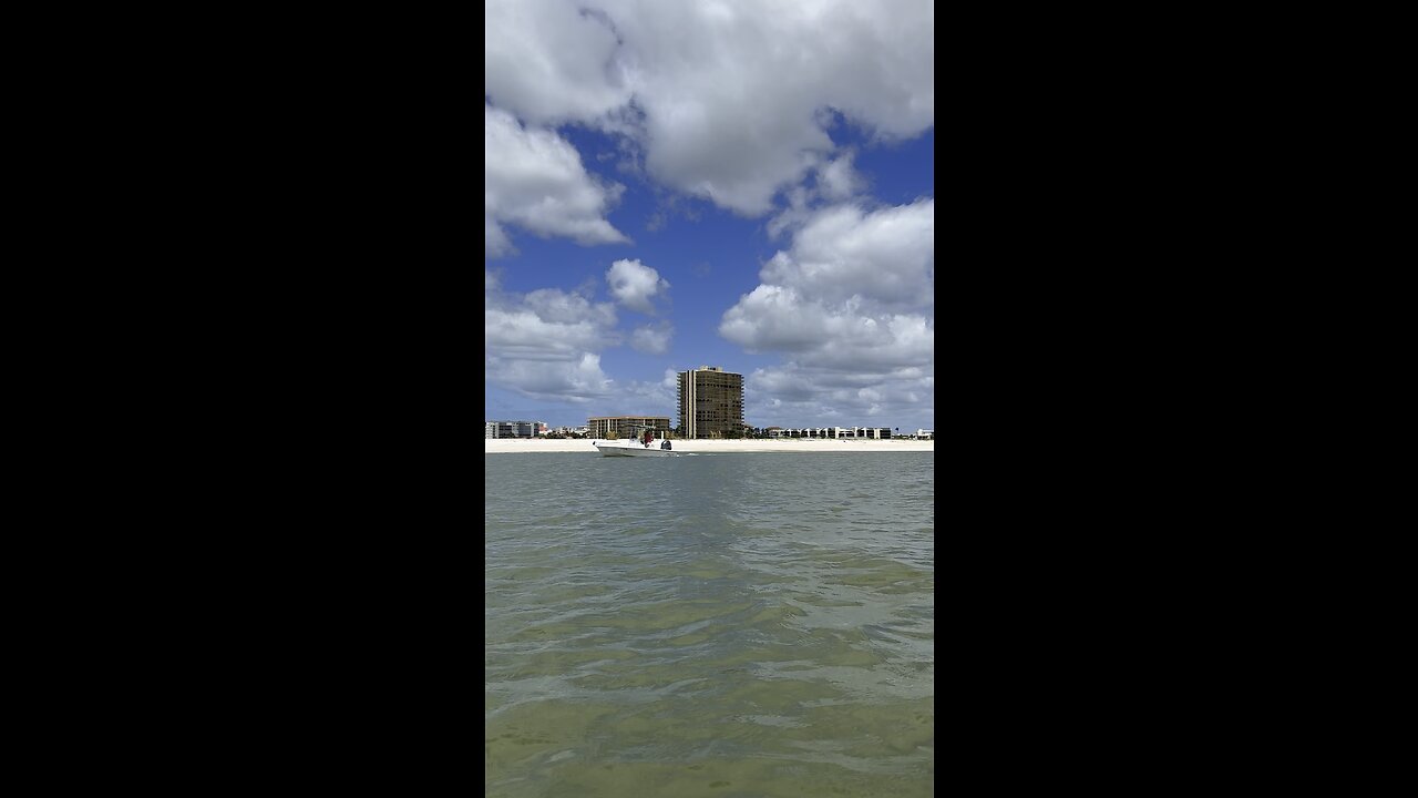 Kayaking From Dickman’s To Caxambas!