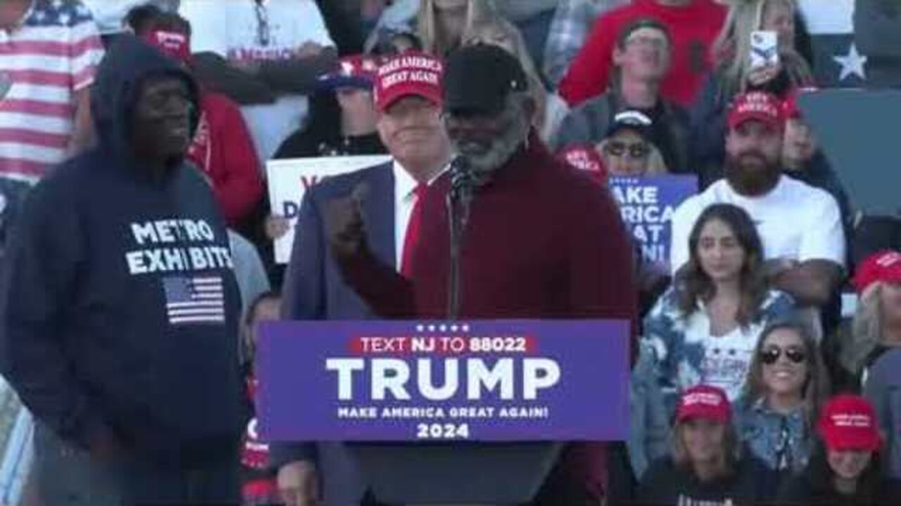 THE GREAT LAWRENCE TAYLOR AT THE TRUMP RALLY!LET'S GO!!!!!!!!