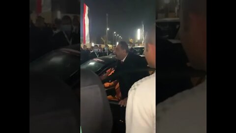 مجدي عبد الغني يعتدي على أمن ستاد القاهرة لدخول مباراة منتخب مصر أمام السنغال بالقوة 😡😤