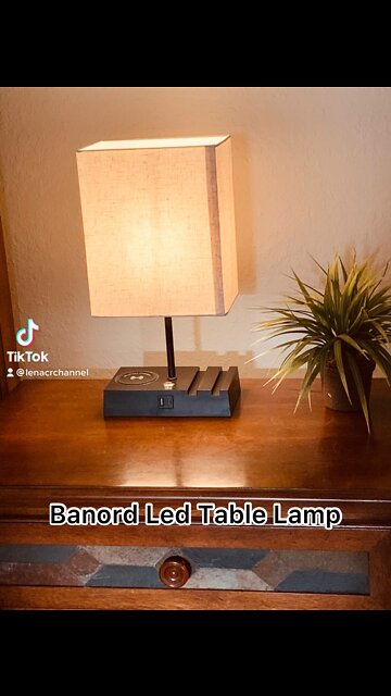 Table Lamp With USB Charging Ports