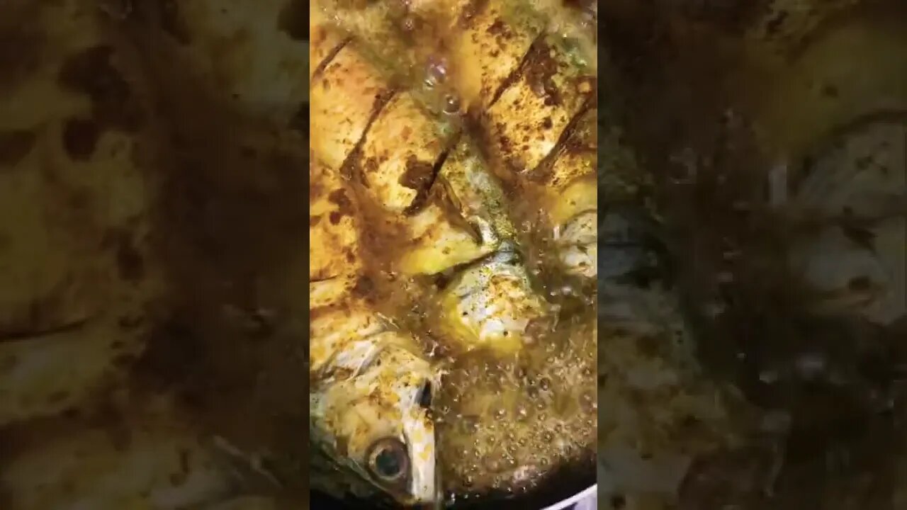 How we enjoy #short #subscribe #oman #food #foodie #fishfry #